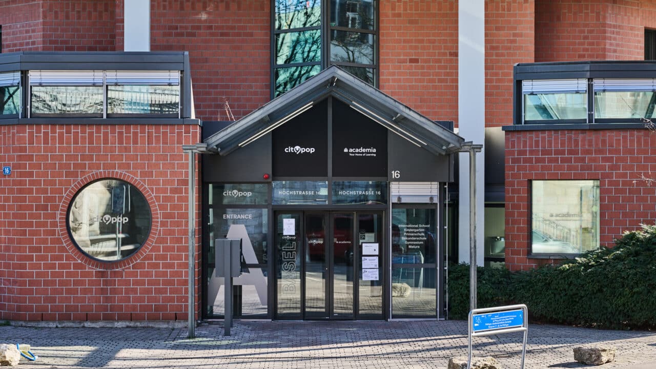 Academia - "Home of Learning" - Nyffenegger Kloten AG