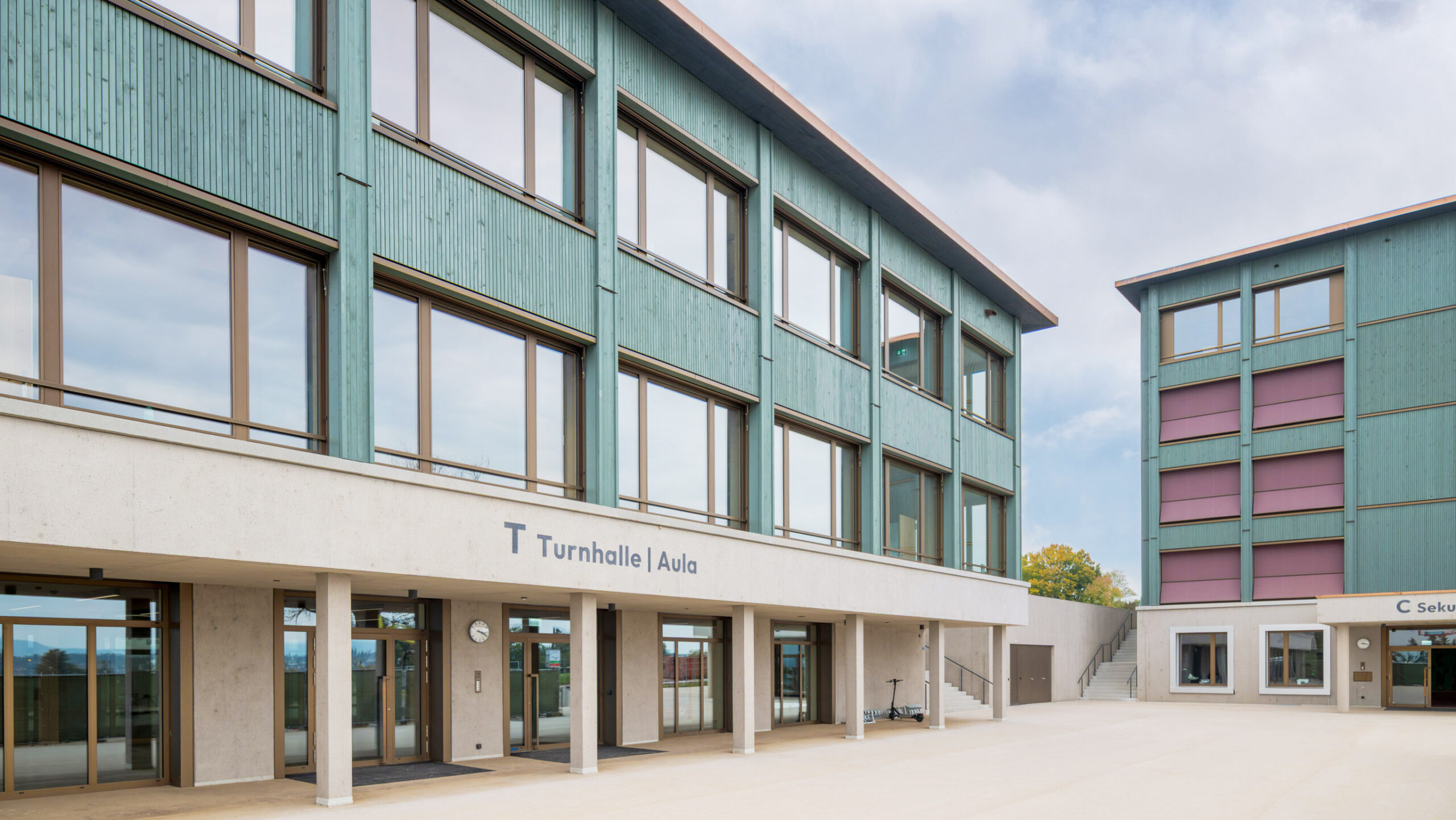 Schulhaus Nägelimoos – Kloten