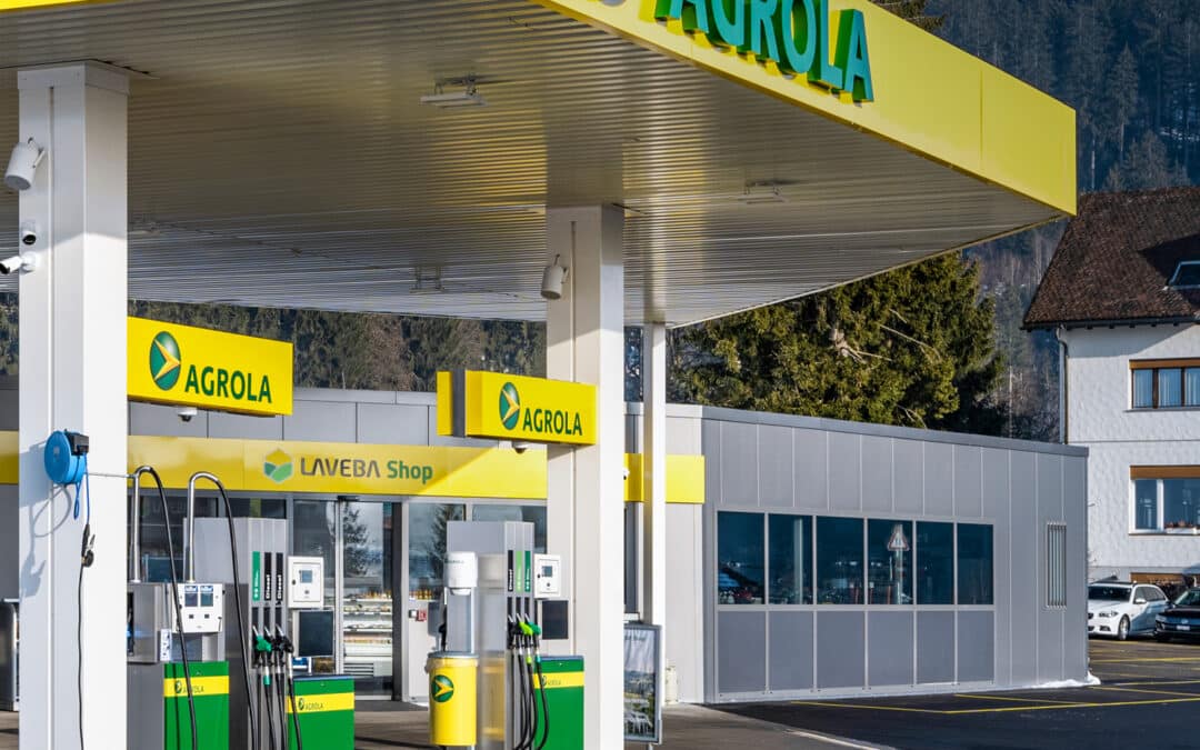 Nyffenegger Schweiz schweizweit Tankstellenunterhalt Agrola Unterhalt Wartungsarbeiten Unterhaltsarbeiten Preisanzeigen Tankstellenbeleuchtung Dachreparaturen